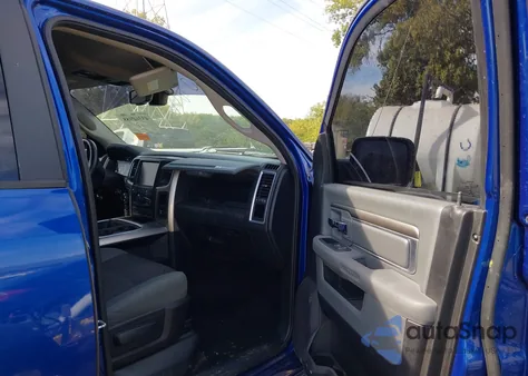 2016 Ram 1500 Big Horn z USA, uszkodzony, nr VIN 3C6RR7LT9GG136331